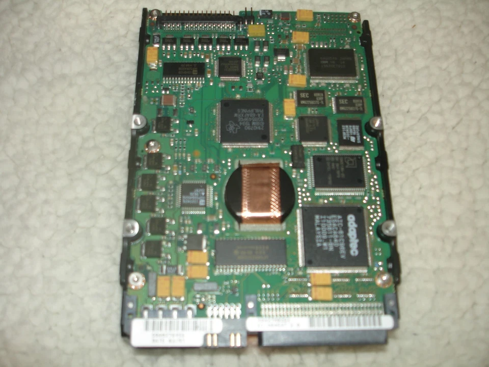 AS/400 9402  HARD DISK DRIVE IBM 86G9125 = 4.19GB SCSI 68-PIN 5400 RPM 6607 - Image 4 of 4