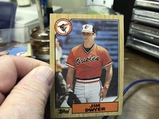1987 Topps Baseball JIM DWYER FROM VENDING # 246