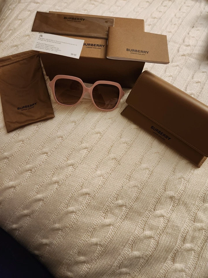  博柏利 Joni 女式粉色蝴蝶太阳镜 BE4389 意大利新品 — 第 2/4 张图片