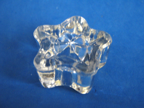 Cave à sel ouverte étoile en verre transparent à cinq pointes avec fond étoile en retrait - Photo 3/3