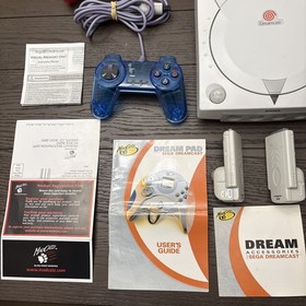 Sega Dreamcast Console Bundle Inc 4 Remotes-Games-Memory Card-Manuals-Works Good