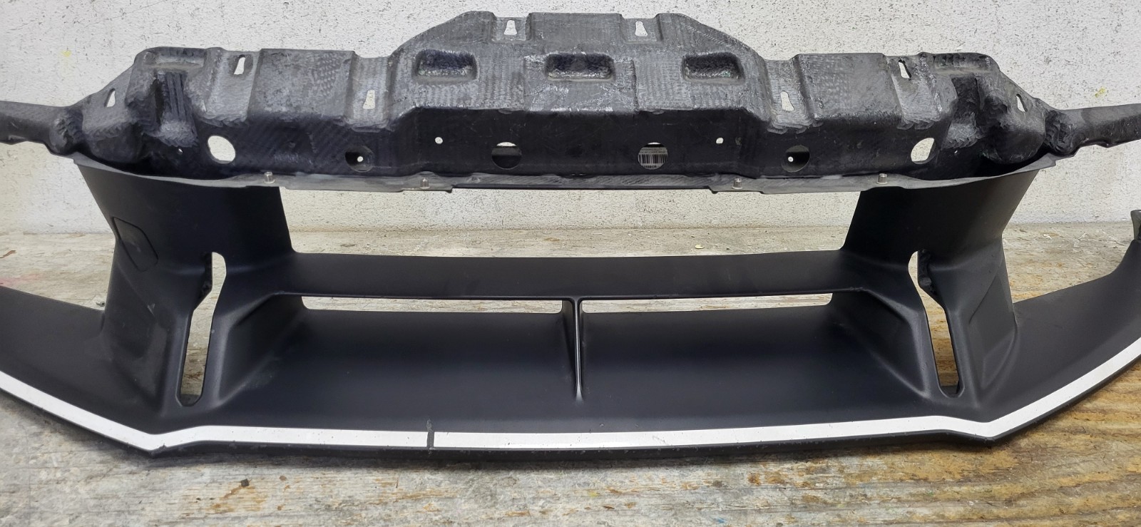 2022-2024 LAMBORGHINI HURACAN STO FRONT BUMPER SPLITTER USED *DC8019