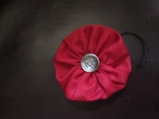 REENACTOR 18THC REV WAR COLONIAL HAT DRESS COCKADE CHERRY VALENTINE RED SHIELD