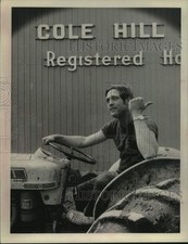 1973 Press Photo Ralph Miller on tractor at Cole Hill Farms in New York