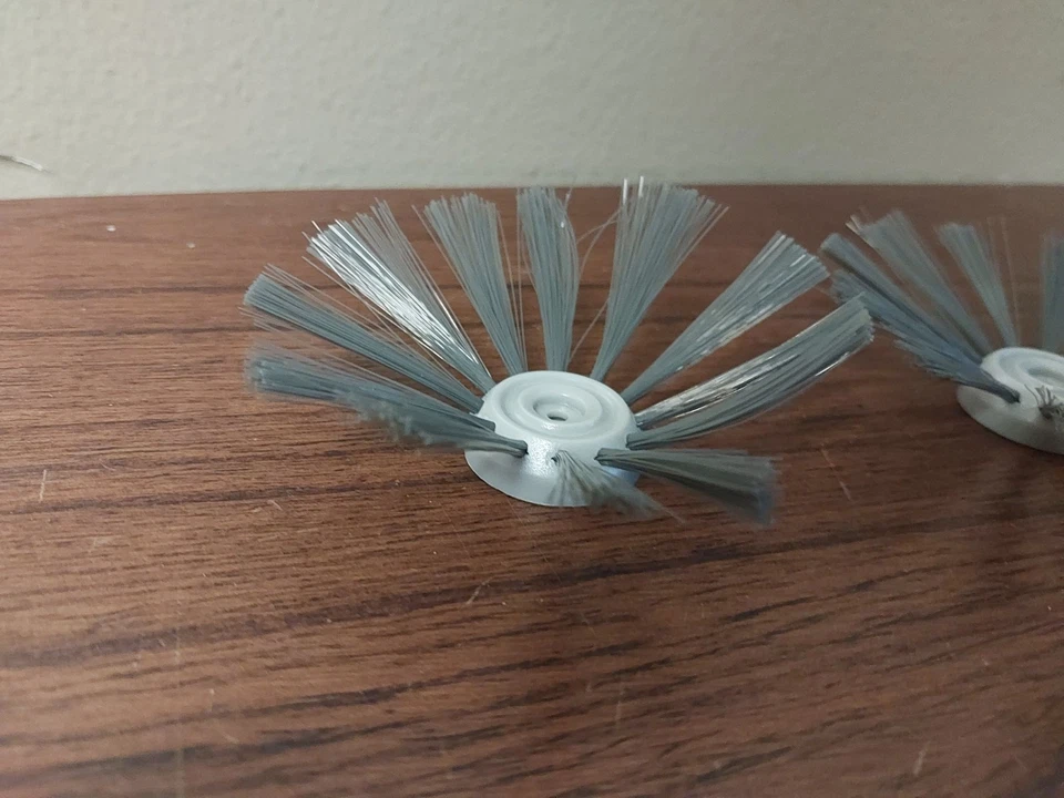 BISSELL SpinWave Robotic Mop and Vacuum 2859, 3115- Replacment Side Brushes  - Image 4 of 4