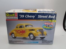 125 Scale Revell Model Kit Opened Sealed Parts 39 Chevy Street Rod 85-6640