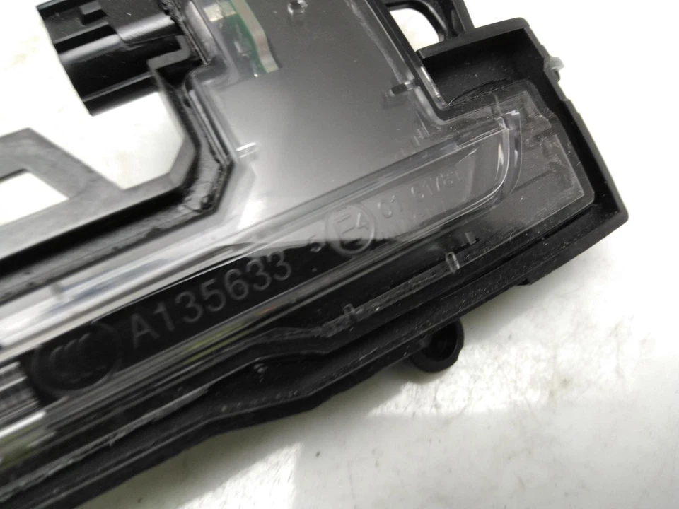 BMW X3 Indicator Light Lamp O/S 2010-2017 RH - Immagine 3 di 4