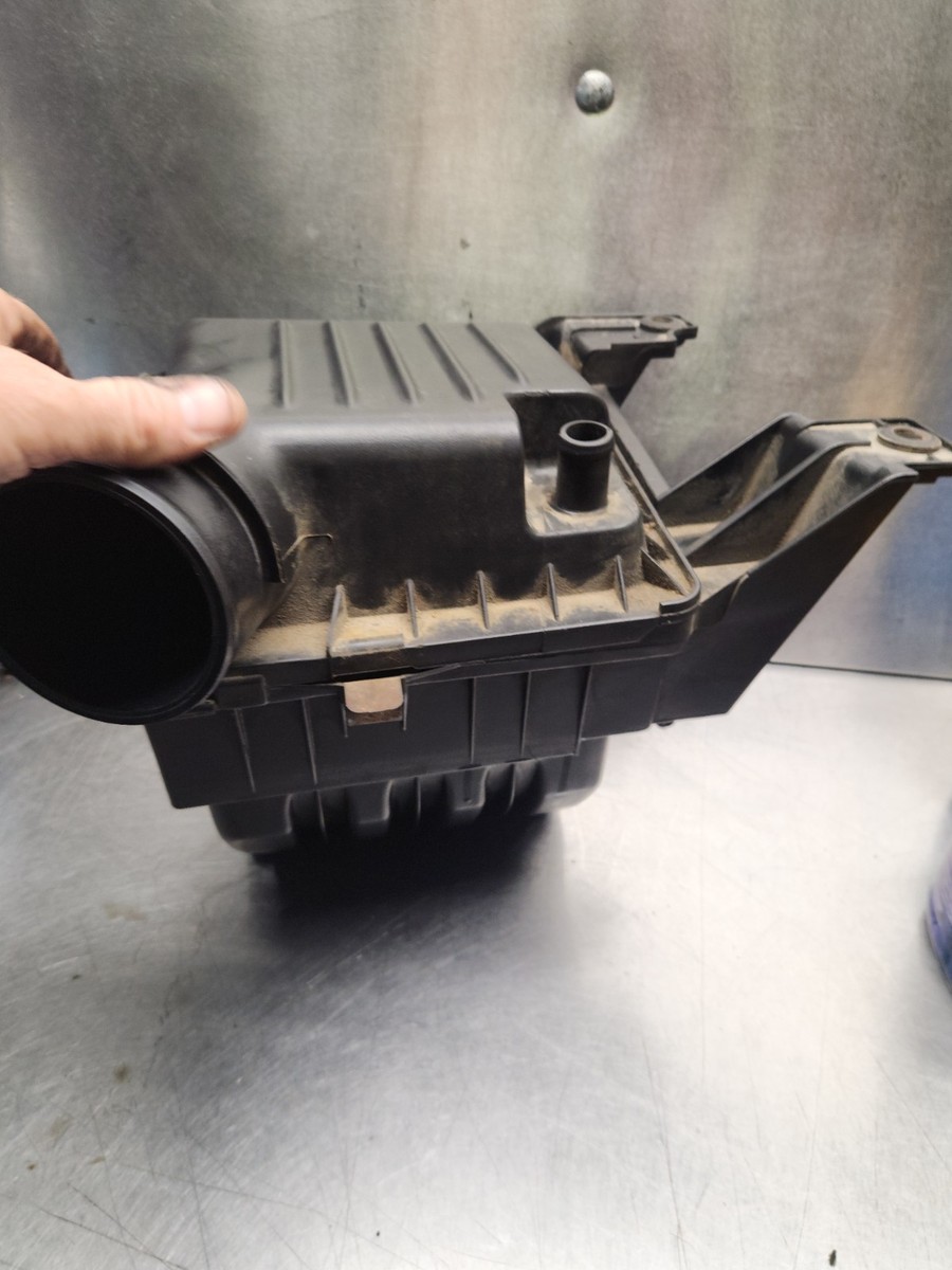2004-2009 Dodge Durango Dakota Air Cleaner Filter Box Assembly OEM
