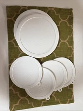 Corelle 1 Quart Round Plastic Lids (2)- Corelle 18 Oz soup / Cereal Bowls (4)