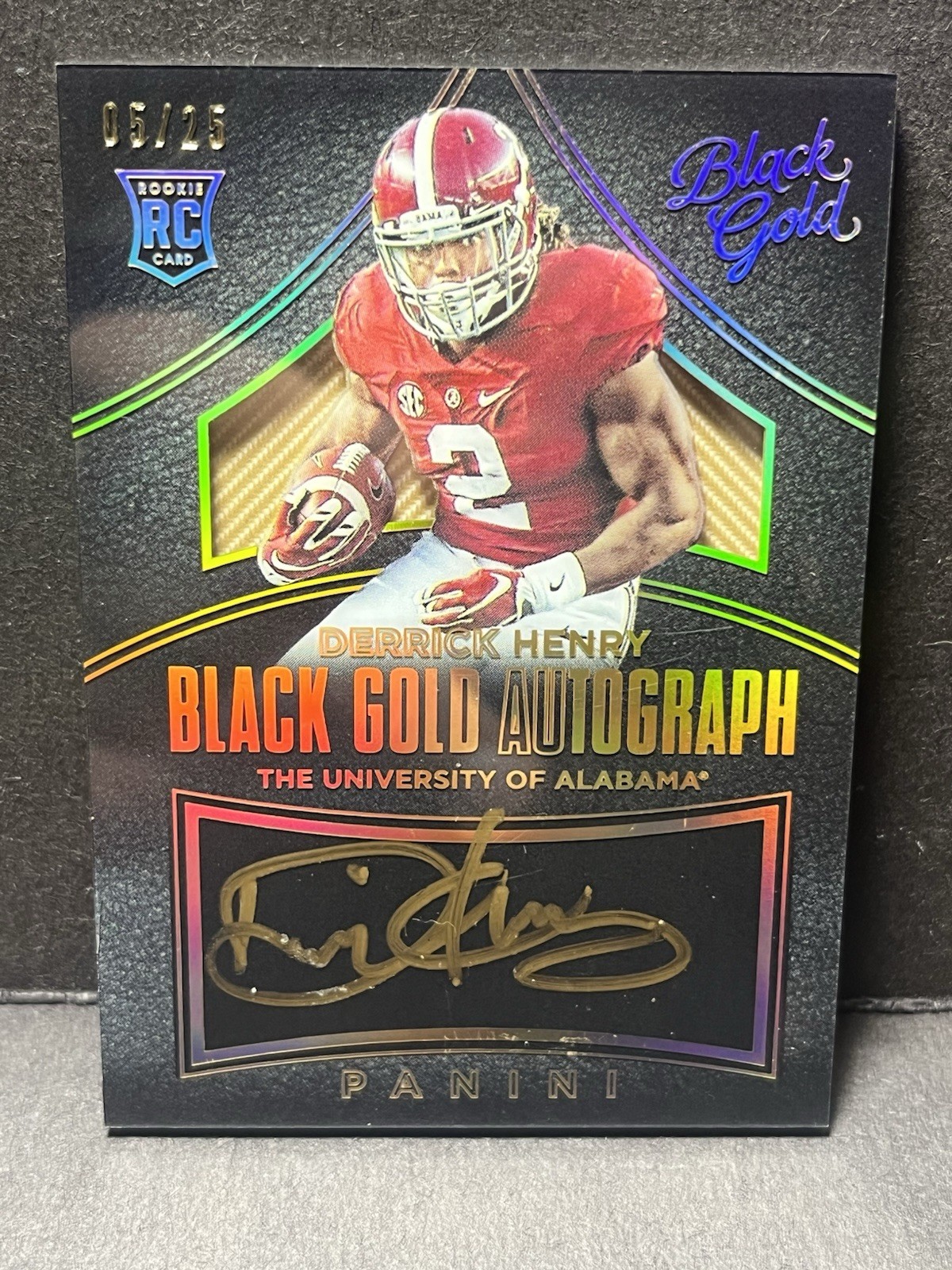 Derrick Henry Panini Black Gold Collegiate #110 Black Gold Autograph
