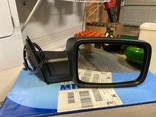 One 2013-2017 Dodge Ram 1500 2500 3500 Power Heated LED Signal Puddle Tow Mirror