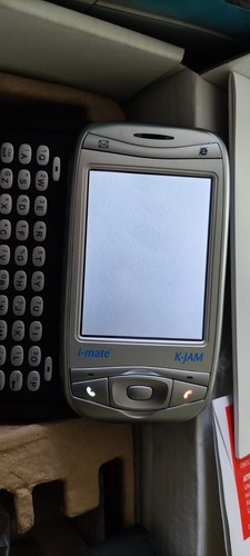 Cellulare I-Mate K-Jam con accessori, si accende ma lo schermo non funziona - Foto 4 di 6