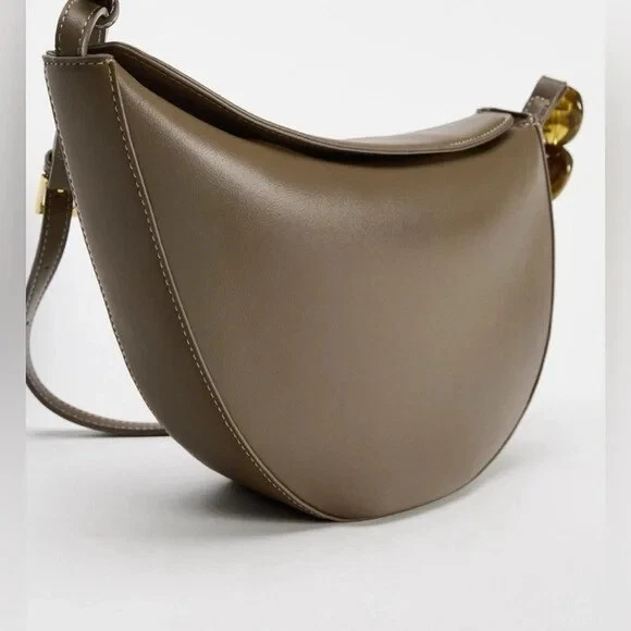 NWT| Zara Crossover Bag 🔥✨✨✨Limiter edition Blogger’s favorite - Image 2 of 4