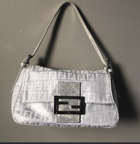 fendi baguette used