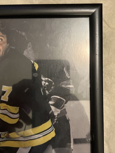 Phil Esposito Boston Bruins Autographed Photograph Framed ๐ฅ๐ฅ๐ฅ - Picture 4 of 9