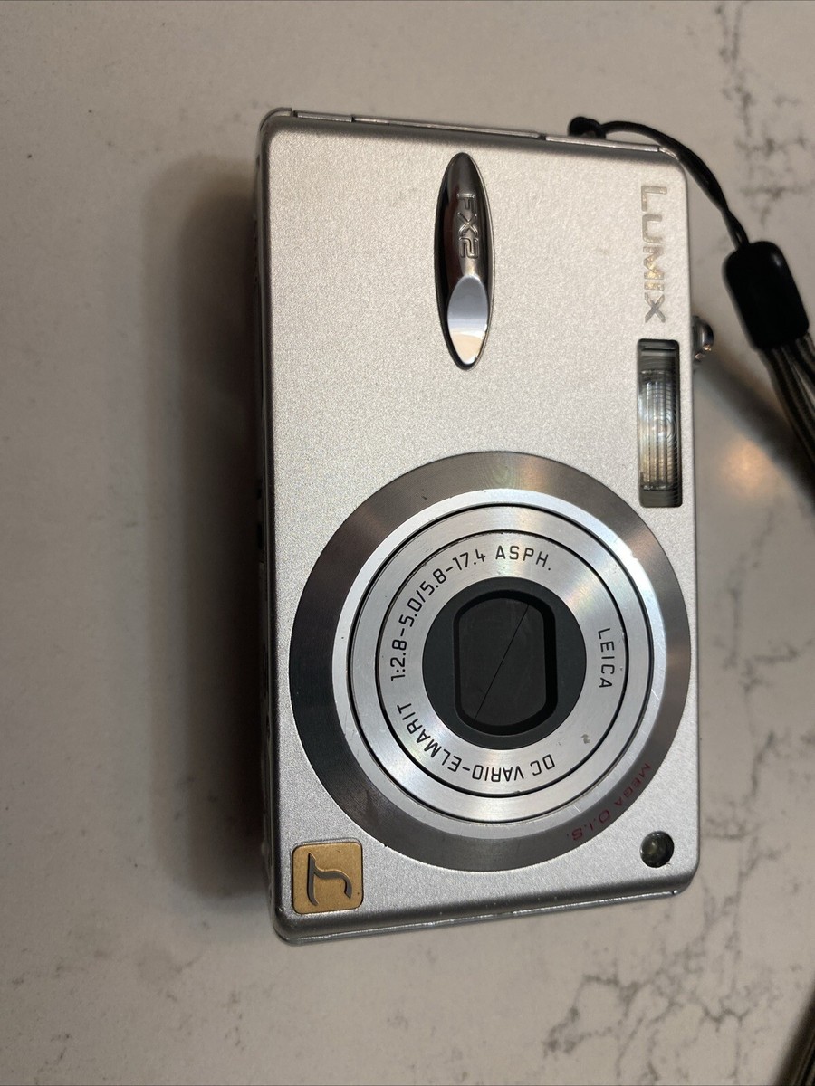 【R2176】 Panasonic LUMIX DMC-FX2 パナソニック Panasonic Lumix DMC-FX2 & DMC-FX7: Digital Photography Review