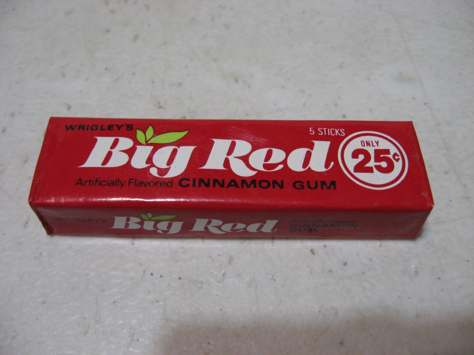 Vintage Wrigley's Big Red Cinnamon Gum 25 Cents NOS Full Unopened Sealed