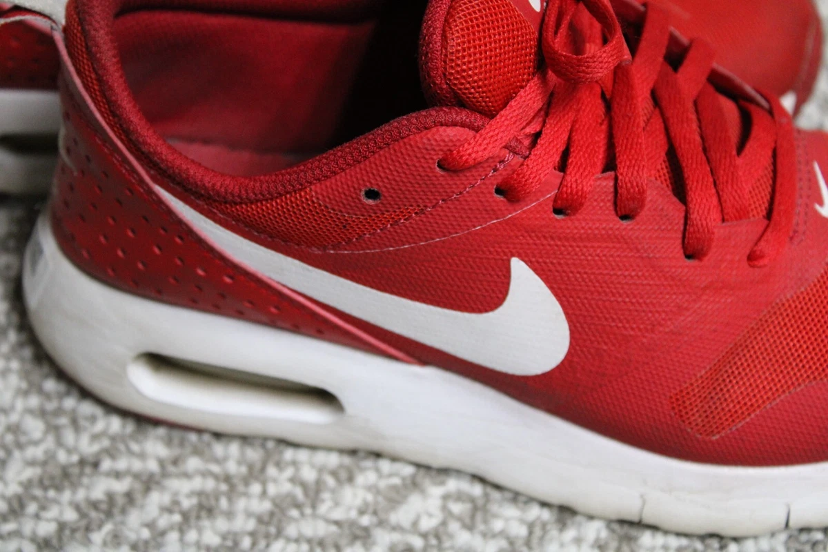 NIKE AIR MAX TAVAS 814443 601 UNIVERSITY RED WHITE GYM RED SZ 4.5