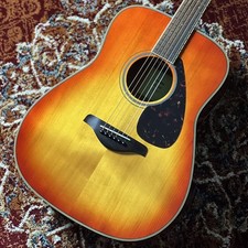 YAMAHA FG820AB Autumn Burst (no261022)