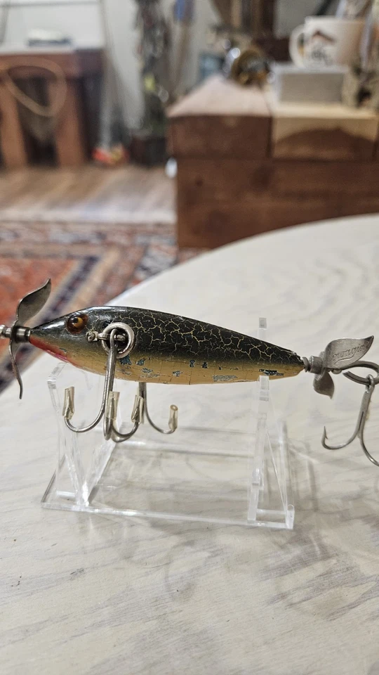 Vintage Heddon 100 GCB Minnow. Blush Chin Marked Props L-Rig Hardware - Image 3 of 4