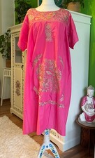 Boho Kaftan-Kleid / Tunika-Kleid Pink/Fuchsia mit Stickerei – Gr. 42/44 – neuw.