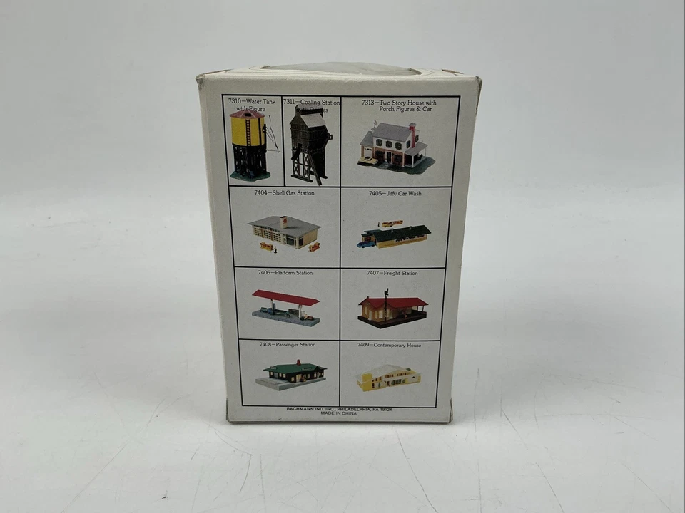 Bachmann N Scale Item No. 45815 Country Church Railroad Buildings - Image 3 of 4