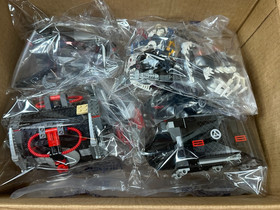 LEGO BIONICLE: Toa Terrain Crawler (8927) Manuals & All Figurines 97% Complete