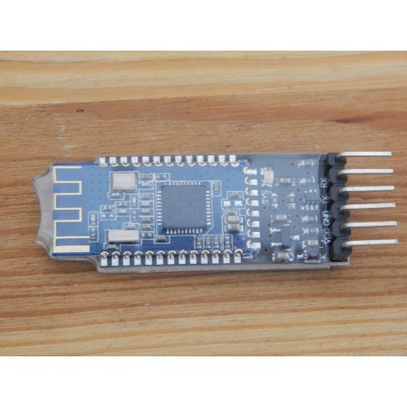Module Bluetooth 4.0 BLE pour remplacer les câbles de vos circuits imprimés DIY