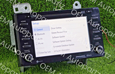 Toyota Sienna 2018-2019 Gracenote XM HD radio GPS navigation unit 86140-08120