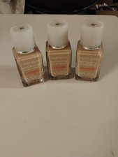 3 Neutrogena SkinClearing Oil-Free Acne Fighting Foundation 40 Nude 1 oz Each