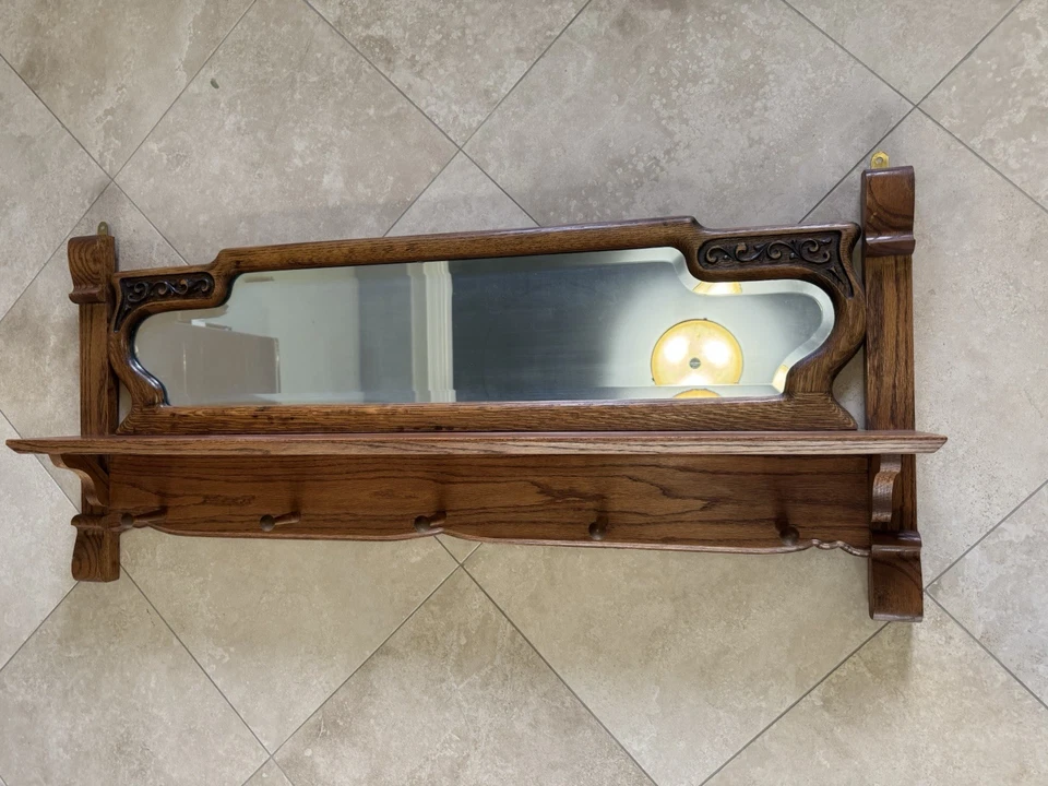 Perchero/sombrero colgante de madera de roble de principios de 1900 con espejo Foto 2 de 4