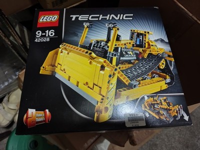 sk56725456様用 レゴ Bulldozer 42028 | Brick Owl