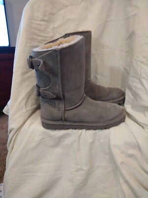 Bearpaw Women's Clara Boots Gray Fog Size D