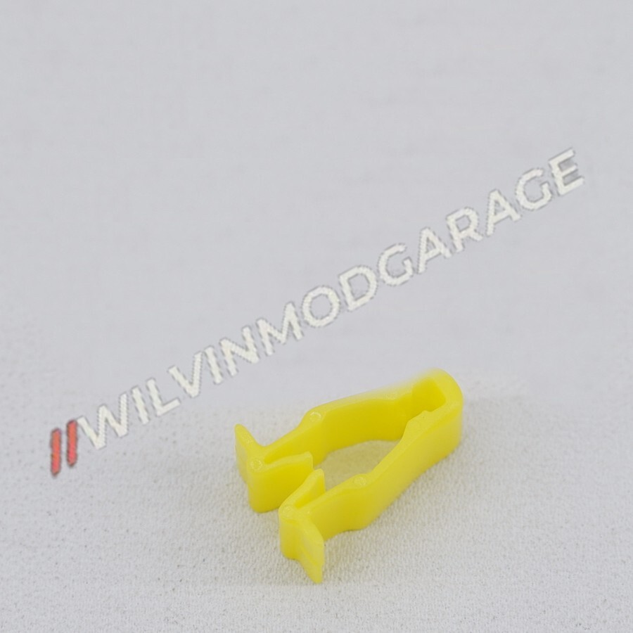 Genuine Parts Yamaha XMAX 250 300 Clamp Visor Windshield Clip