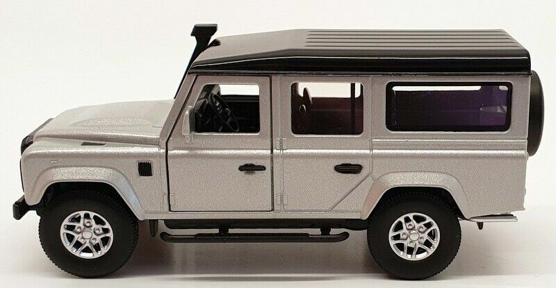 1/36 Land Rover Defender 110 Station Wagon 1995 Silver Model by