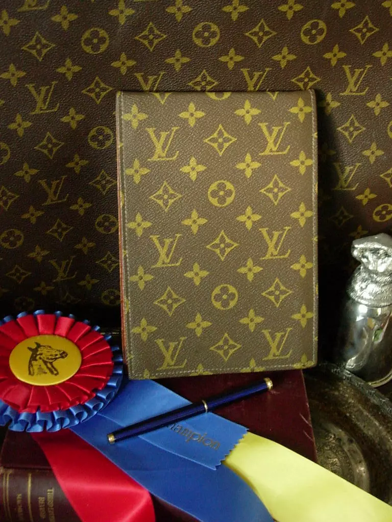 RARE VINTAGE AUTHENTIC LOUIS VUITTON NOTEBOOK COVER, VERY GOOD