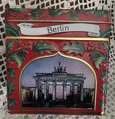 Vintage Lambertz German Wind Up Musical Cookie Tin Christmas