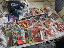 Real Robots - all magazines numbers 1 to 55 including part complete robot