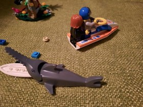 Lego City 60011 & 30665 Jetski Rescue + Baby Gorilla Island 3 Minifigures Shark