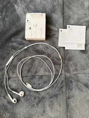 Apple EarPods with Lightning Connector In Ear Canal Headset - White (MWTY3AM/A)