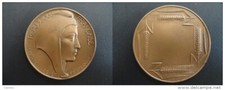 1975 - MEDAILLE BRONZE REPUBLIQUE FRANCAISE LIBERTE EGALITE FRATERNITE SIGNEE JC
