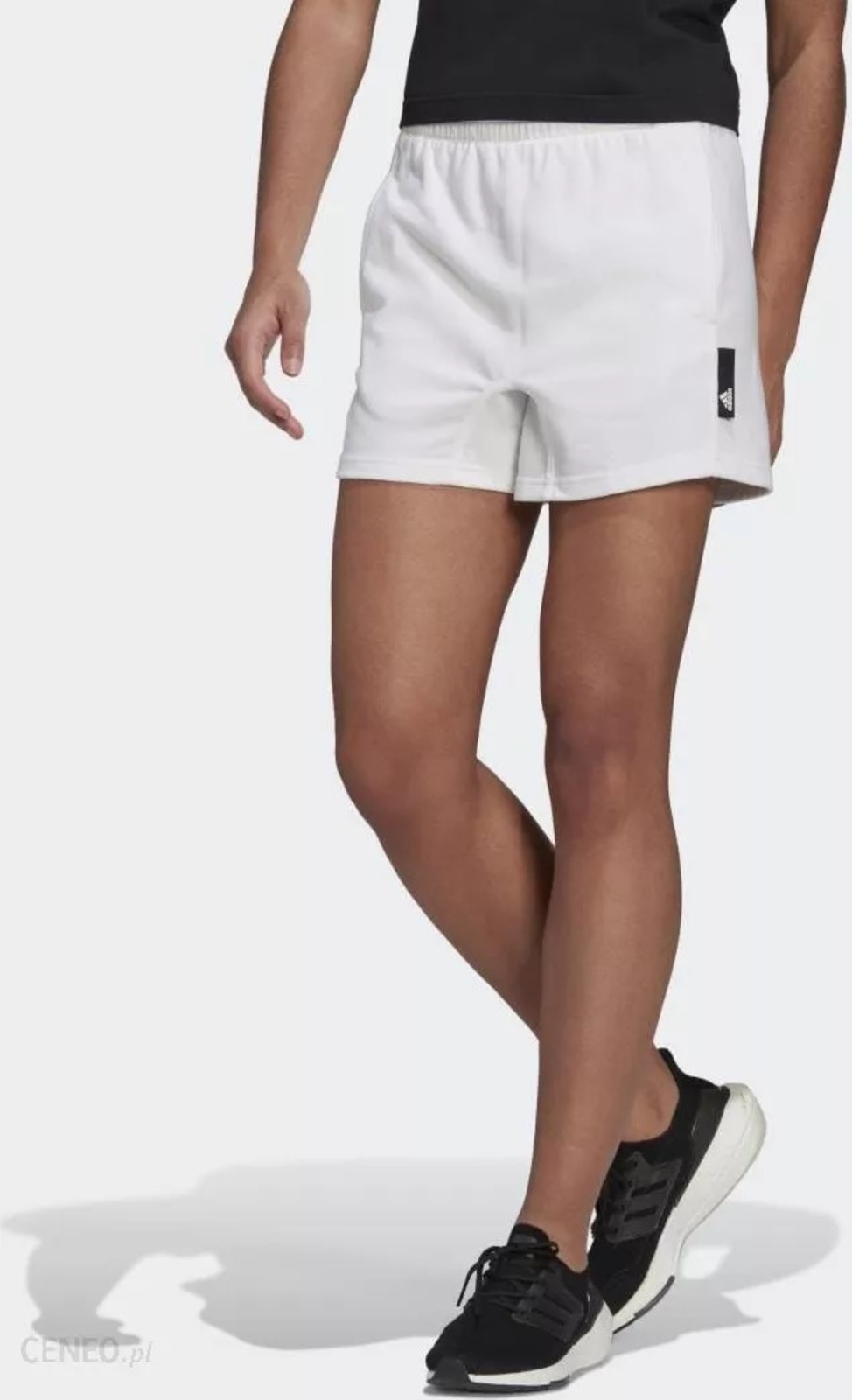 Женская спортивная одежда Adidas Studio Lounge Короткая, белая