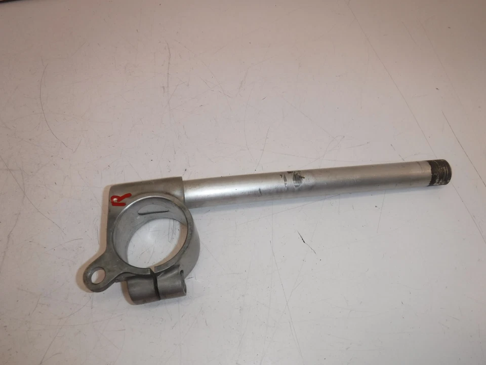 96-03 Kawasaki Ninja Zx7r CLIP DERECHO EN MANILLAR Foto 2 de 4