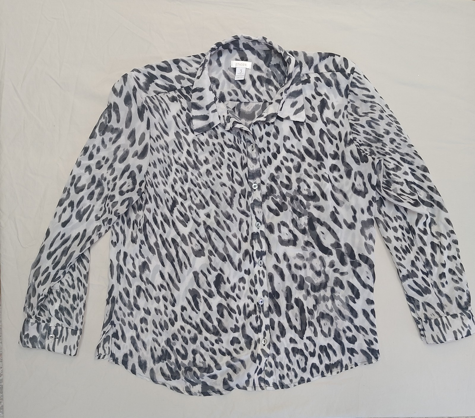 Chicos Blouse Women 3 US 16/18 XL Leopard Animal Print Button Up Mob Wife Office