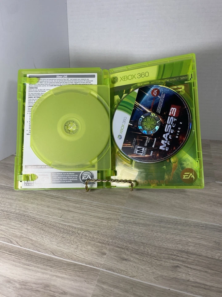 Mass Effect 3 Xbox 360 Tested Works Complete Case Manual Shepard RPG - Image 4 of 4