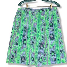 VTG High-Waisted Pleated Shorts Green Floral Made In USA Tag See Measurements