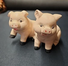 Pink Pigs Salt & Pepper Shaker Set Vintage