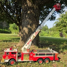 1988 New Bright Fire Truck Super Clean, Not Working Completely