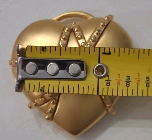Estee Lauder Solid Perfume Compact Chained Heart Gold Vintage Preowned ⬇️ - Picture 16 of 24