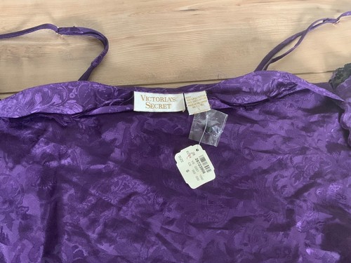 Canotta Victoria's Secret etichetta oro floreale viola pizzo raso bottoni taglia S - Foto 7 di 9